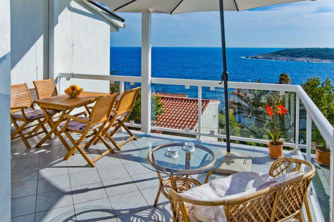 Apartments Cloud Đảo Hvar Ngoại thất bức ảnh